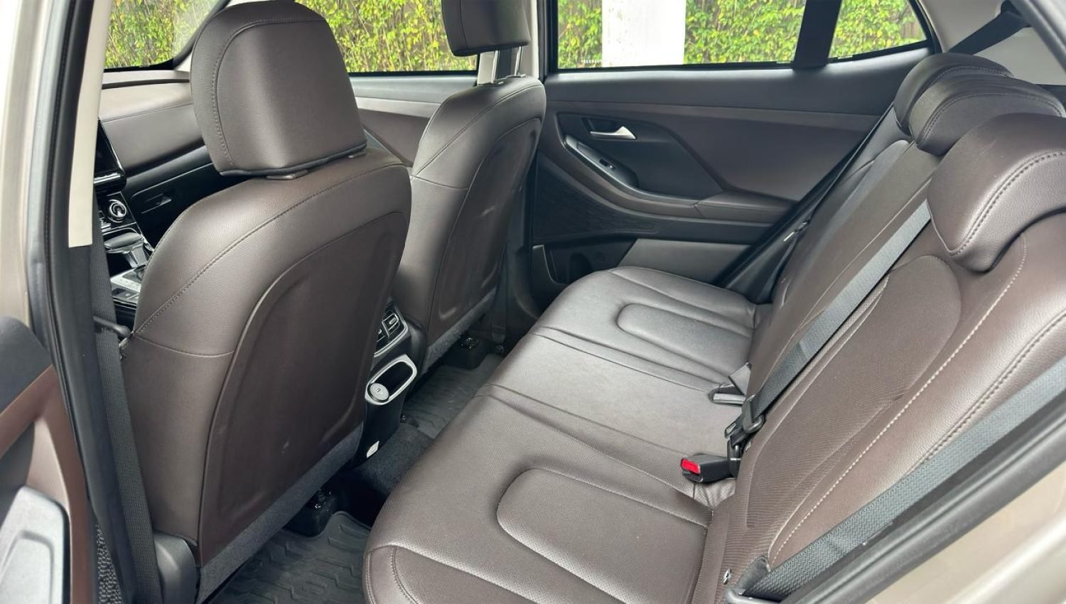 PHOTO-2025-12-01-12-15-44 7